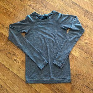 Lululemon Swiftly Tech Long Sleeve Shirt 2.0 Race Length Dark Grey